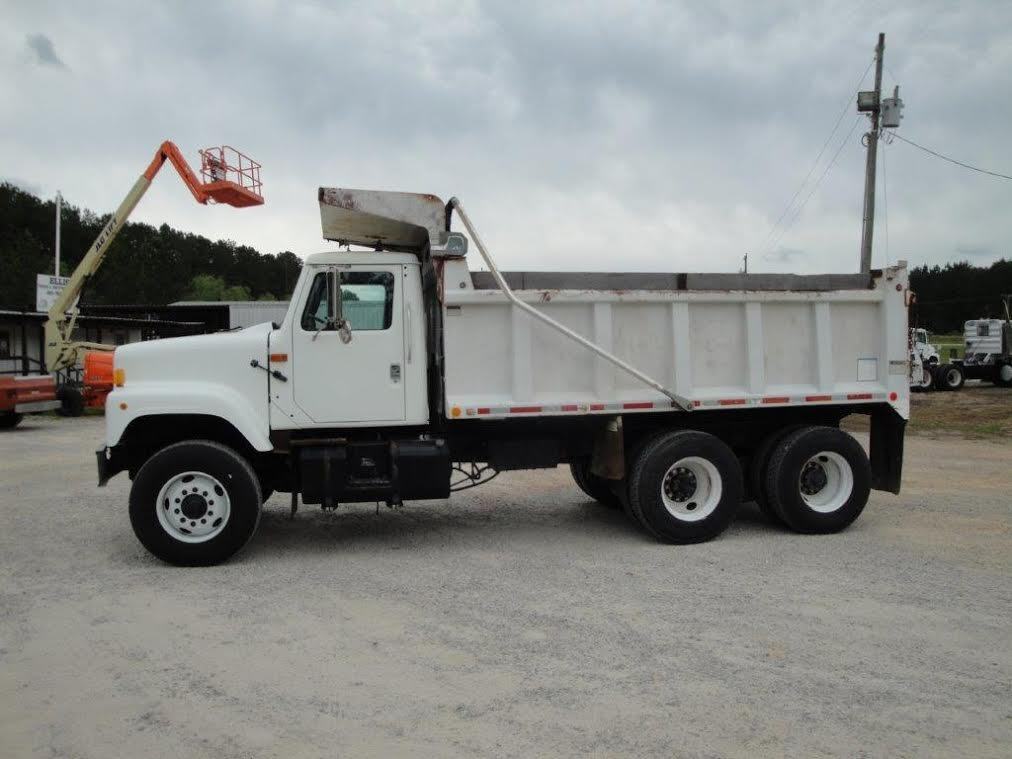 Used 2003 International 2574 For Sale in Seminary, MS 118109354