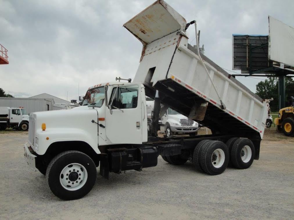 Used 2003 International 2574 For Sale in Seminary, MS 118109354