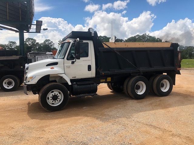 Used 2005 International 7400 For Sale in Seminary, MS 5004262358