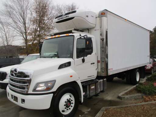 commercial truck trader new and used commercial trucks for sale