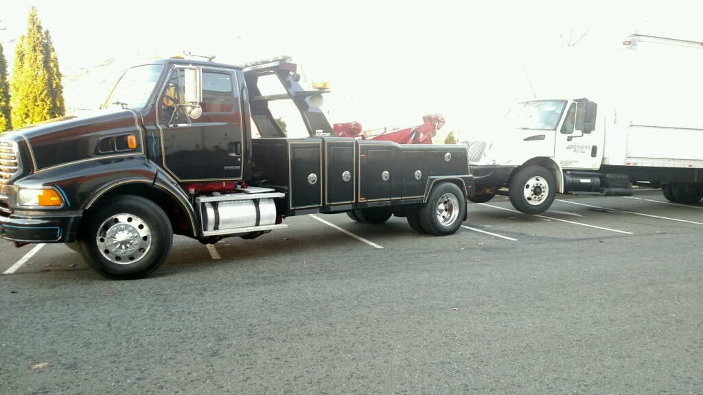 Used 2000 Sterling Truck For Sale in Lakewood, WA 5005627488