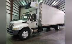 2011 INTERNATIONAL DURASTAR 4300 Reefer/Refrigerated Truck in West Palm Beach, FL