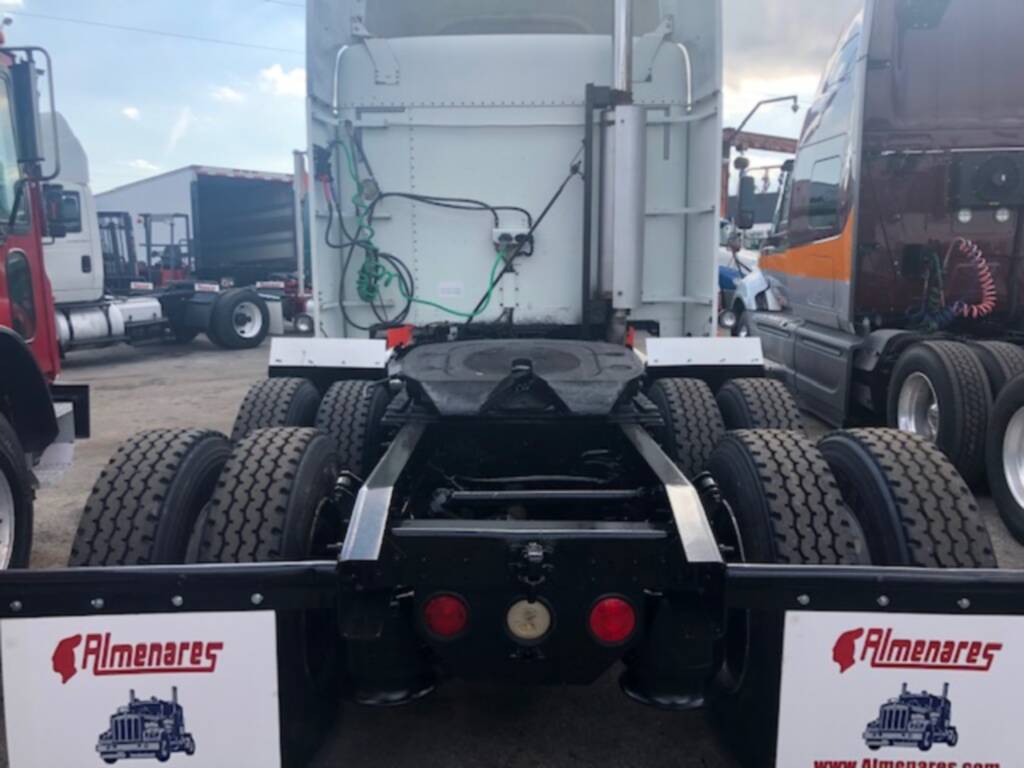 2001 Freightliner Fld120 For Sale In Miami Fl