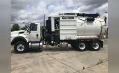 2013 INTERNATIONAL WORKSTAR 7600 Vacuum Truck in Crestwood, IL