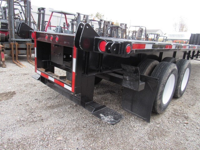 2012 Transcraft 48' X 102" Flatbed Moffett Trailer For Sale in