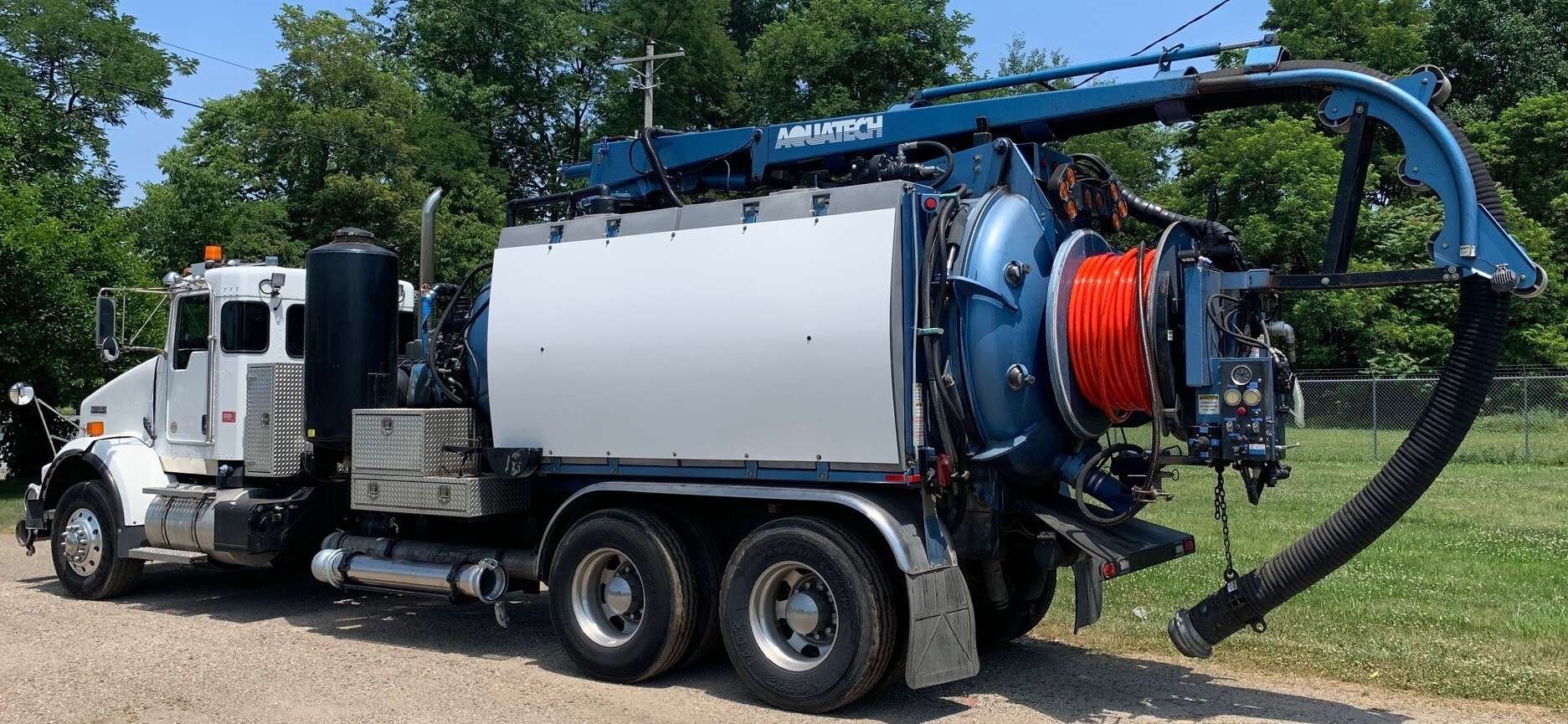 2013 Aquatech B10/1300 Combination Sewer Cleaner For Sale in Delran, NJ Commercial Truck Trader