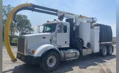 2012 Super Products Mud Dog 1000 Hydroexcavator Vacuum Truck in Delran, NJ