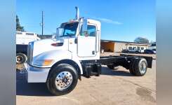 2009 PETERBILT 335 Dump Truck, Flatbed Truck, Cab Chassis in Waller, TX