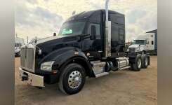 2017 KENWORTH T880 Cabover Truck - Sleeper in Houston, TX