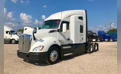 2016 KENWORTH T680 Conventional - Sleeper Truck, Tractor in Houston, TX
