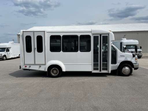 50 For Sale Ford 50 Bus Trucks Commercial Truck Trader 50 For Sale Ford 50 Bus Trucks Commercial Truck Trader