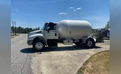2013 INTERNATIONAL 4000 Tanker Truck, LPG Tank Truck in Miami, FL