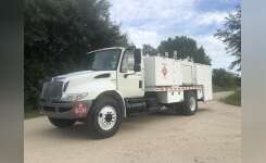 2008 INTERNATIONAL 4000 Pickup Truck, Fuel Truck - Lube Truck in Lake Placid, FL