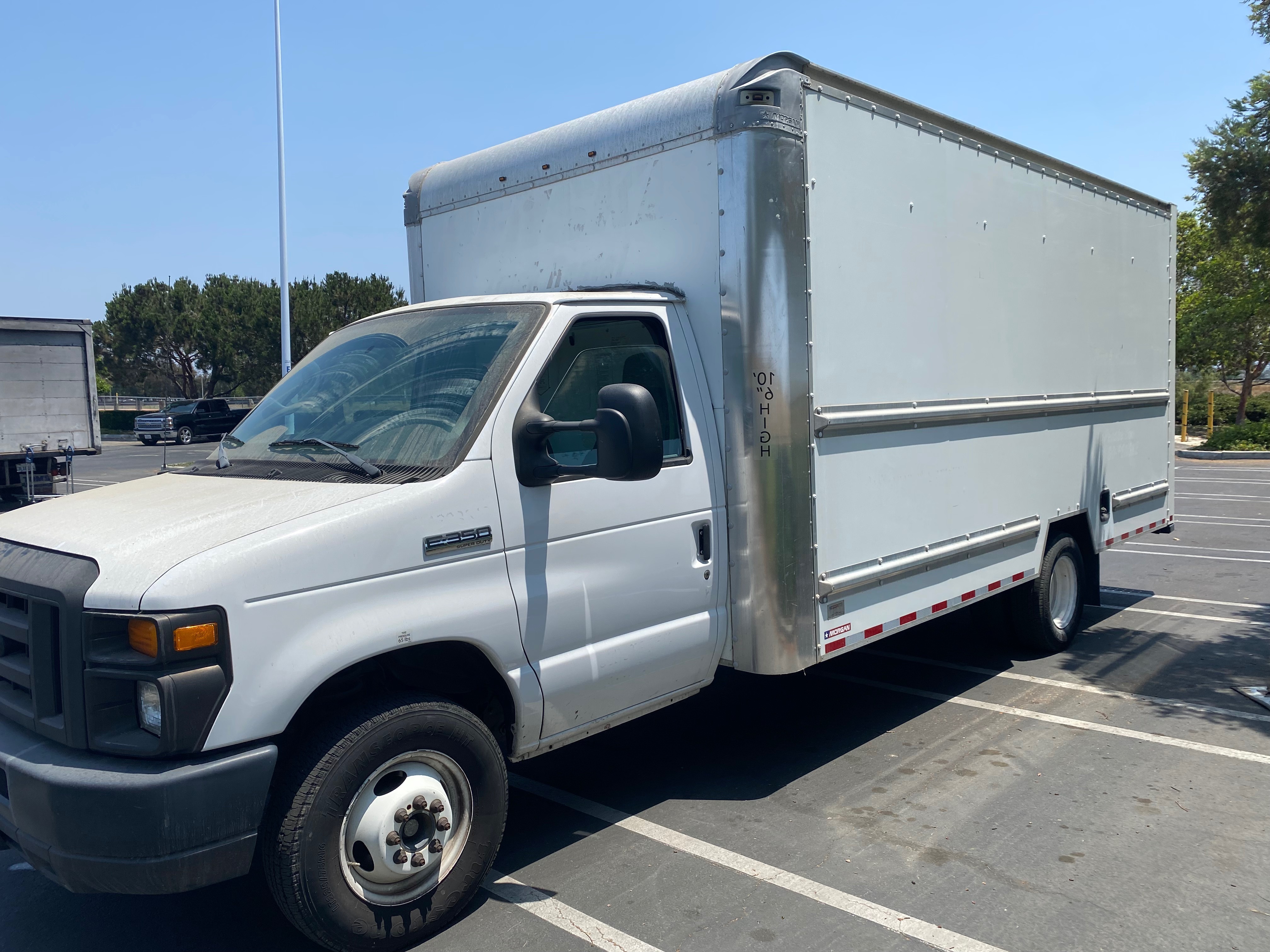 50 For Sale Ford 50 Box Truck Straight Trucks Commercial Truck Trader