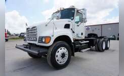 2005 MACK GRANITE CV713 Conventional - Day Cab, Tractor in Houston, TX