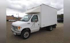 2000 FORD E-SERIES Box Truck - Straight Truck, Cargo Van in Glendive, MT