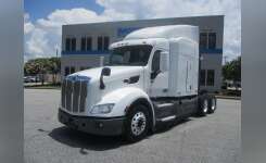 2017 PETERBILT 579 Conventional - Sleeper Truck, Tractor in Spartanburg, SC