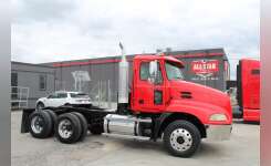 2006 MACK VISION CXN613 Conventional - Day Cab, Tractor in Houston, TX