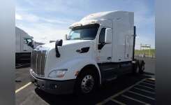 2017 PETERBILT 579 Conventional - Sleeper Truck, Tractor in Spartanburg, SC