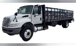 2013 INTERNATIONAL 4000 Landscape Truck, Stake Bed in Phoenix, AZ