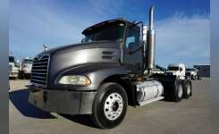 2006 MACK 600 Conventional - Day Cab, Tractor in Houston, TX