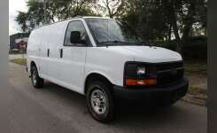 2015 CHEVROLET EXPRESS G2500 Pickup Truck in Miami, FL