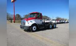 2006 INTERNATIONAL 8000 Conventional - Day Cab, Tractor in Tuscaloosa, AL