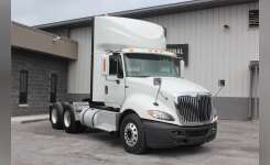 2016 INTERNATIONAL PROSTAR Conventional - Day Cab, Tractor in East Liverpool, OH