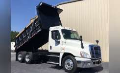 2016 FREIGHTLINER CASCADIA 125 Dump Truck in Mcdonough, GA