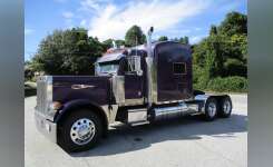2002 PETERBILT 379 Conventional - Sleeper Truck, Tractor in Greenville, SC