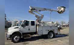 2013 INTERNATIONAL 4000 Bucket Truck - Boom Truck in Battle Creek, MI