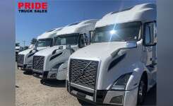 2019 VOLVO VNL64T760 Conventional - Sleeper Truck, Tractor in Stockton, CA