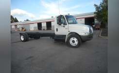2004 INTERNATIONAL 4000 Cab Chassis in Tuscaloosa, AL