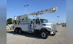 2011 ALTEC AM900-E100 Crane Truck, Bucket Truck - Boom Truck in Birmingham, AL