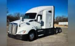 2018 KENWORTH T680 Conventional - Sleeper Truck, Tractor in Joplin, MO