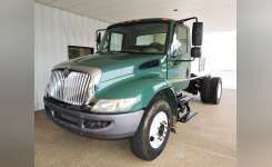 2008 INTERNATIONAL DURASTAR 4300 Flatbed Truck, Cab Chassis in Henderson, TN