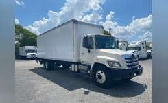 2014 HINO 258 Box Truck - Straight Truck in Medley, FL
