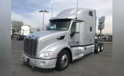 2021 PETERBILT 579 Conventional - Sleeper Truck, Tractor in Fontana, CA