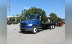 2013 FREIGHTLINER BUSINESS CLASS M2 106 Flatbed Truck in Tuscaloosa, AL