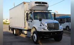 2015 INTERNATIONAL 4000 Reefer/Refrigerated Truck in Miami, FL