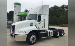 2017 MACK CXU613 Conventional - Day Cab, Tractor in Conley, GA
