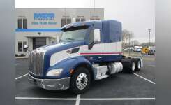 2017 PETERBILT 579 Conventional - Sleeper Truck, Tractor in Spartanburg, SC