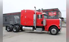 2003 PETERBILT 379 Conventional - Sleeper Truck, Tractor in Houston, TX