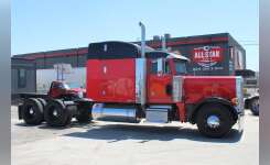 2004 PETERBILT 379 Conventional - Sleeper Truck, Tractor in Houston, TX