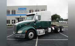 2017 PETERBILT 579 Conventional - Sleeper Truck, Tractor in Spartanburg, SC