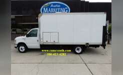 2010 FORD ECONOLINE Box Truck - Straight Truck in New Smyrna Beach, FL