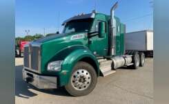 2018 KENWORTH T880 Conventional - Sleeper Truck, Tractor in Smithton, PA