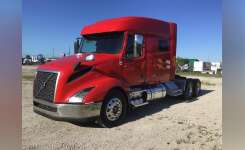 2019 VOLVO VNL740 Conventional - Sleeper Truck, Tractor in Jacksonville, FL