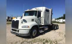 2018 MACK CXU613 Conventional - Sleeper Truck, Tractor in Jacksonville, FL