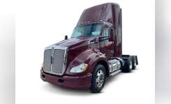 2016 Kenworth T680 Conventional - Day Cab, Tractor in Tampa, FL